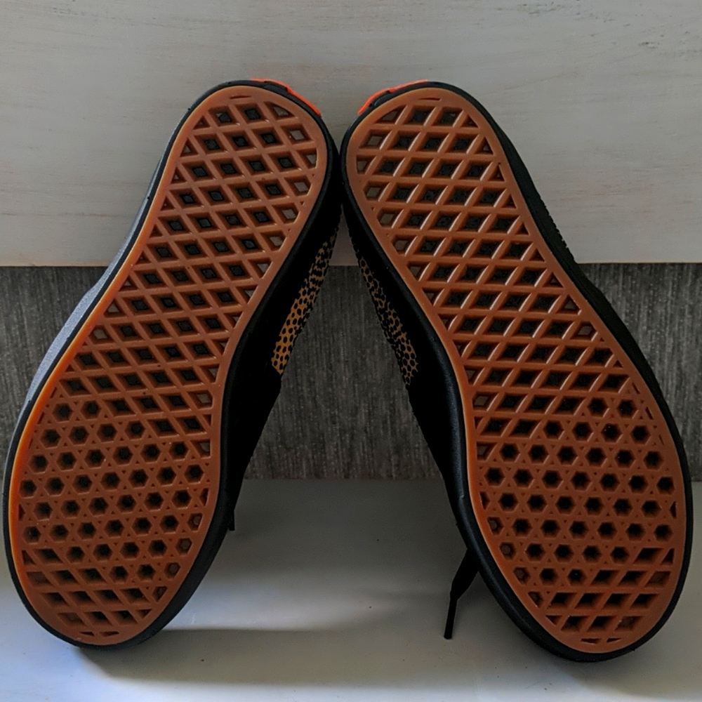 Vans - Picture 3 of 3